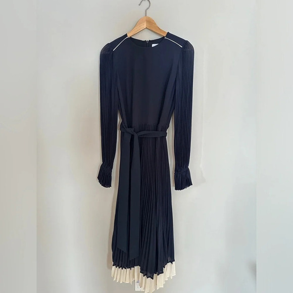 NEW Reiss Priya  Pleated Belted Midi Dress in Navy Cream | size UK 6 / US 2 / XS - Picture 5 of 9